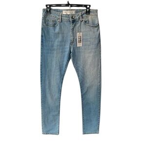 H & J DENIM MENS LIGHT WASH STRAIGHT LEG JEANS NWT SIZE 30